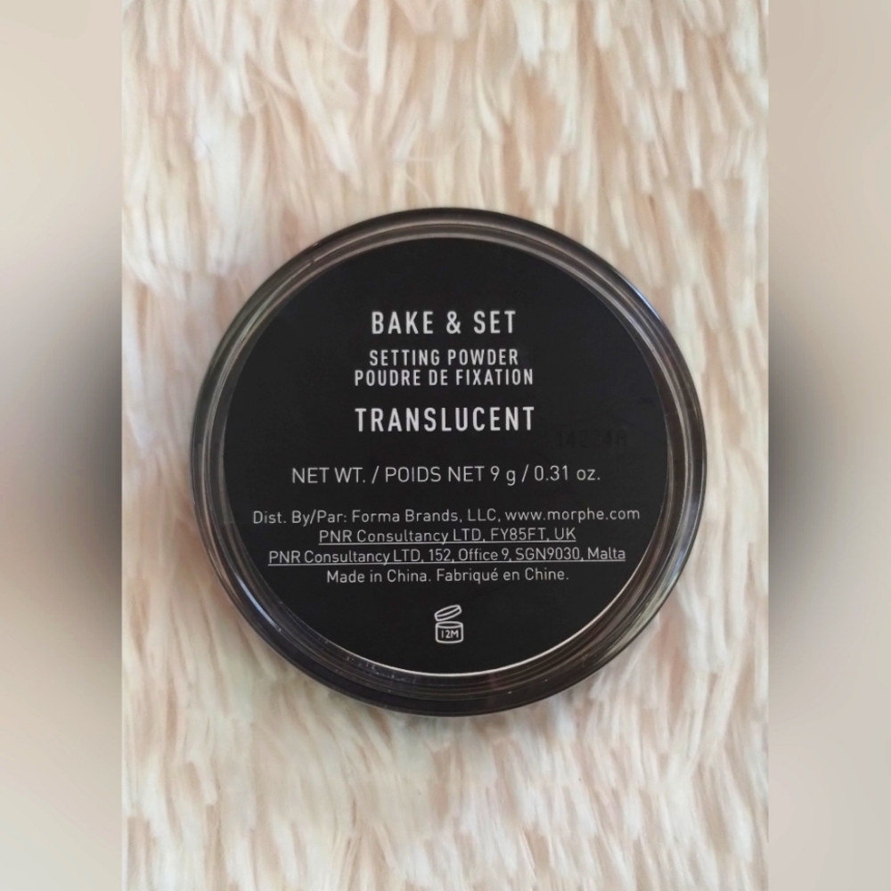 New! Morphe Bake & Set Translucent Powder - Picture 7 of 8